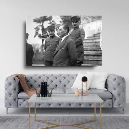 Atatürk Yatay Cam Tablo