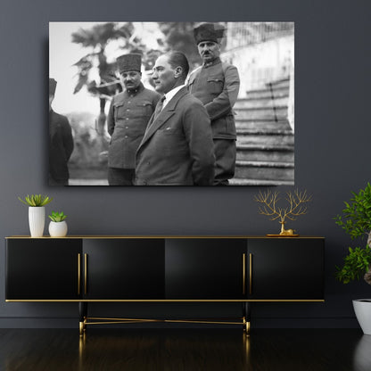 Atatürk Yatay Cam Tablo