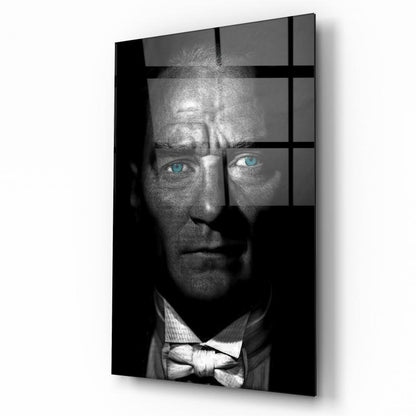 Atatürk Dikey Cam Tablo