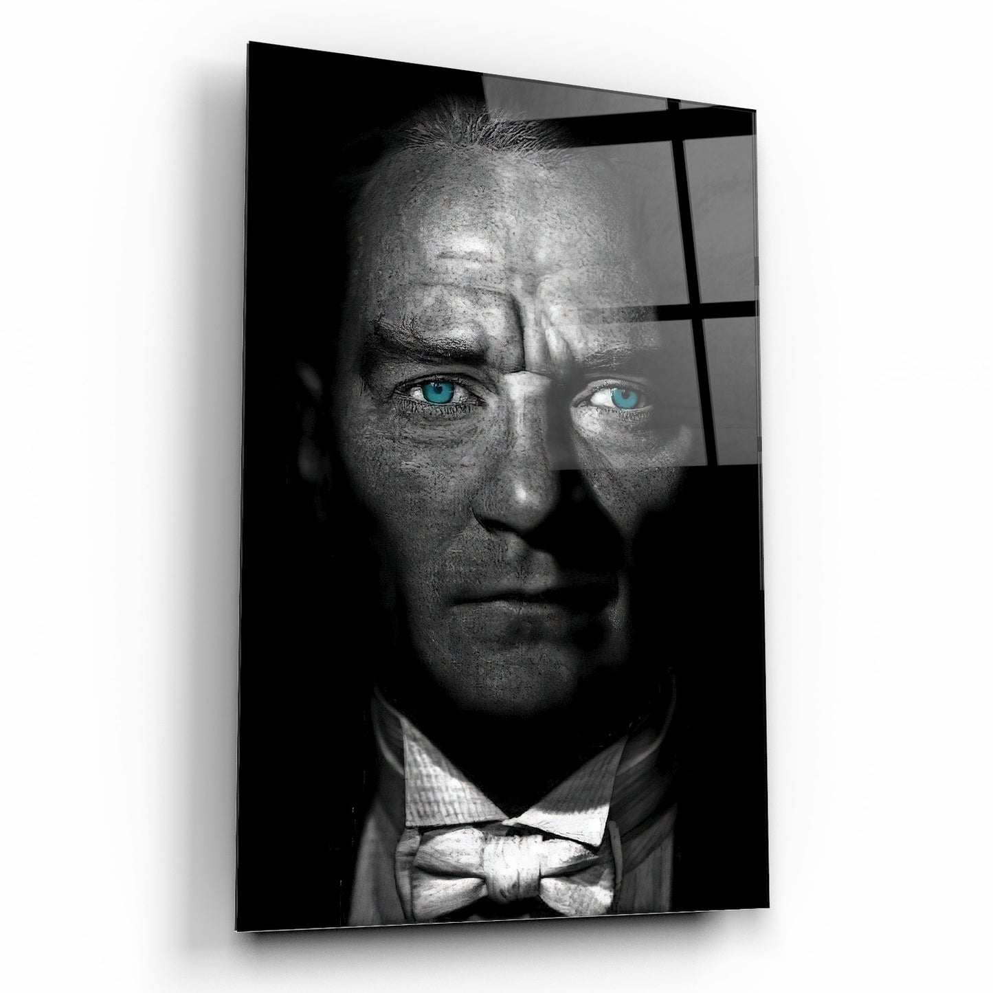 Atatürk Dikey Cam Tablo
