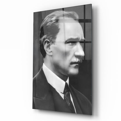 Atatürk Dikey Cam Tablo