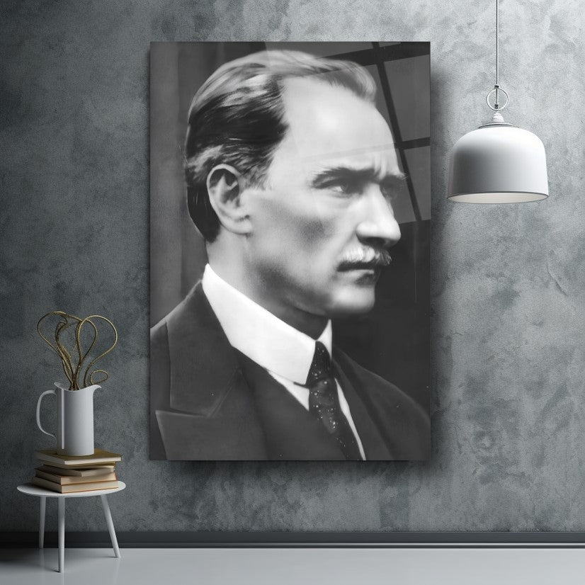 Atatürk Dikey Cam Tablo