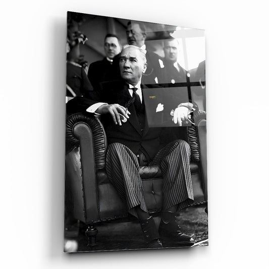 Atatürk Dikey Cam Tablo