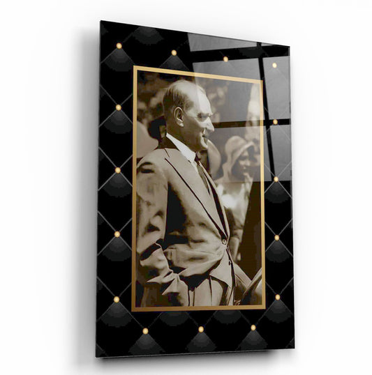 Atatürk Dikey Cam Tablo