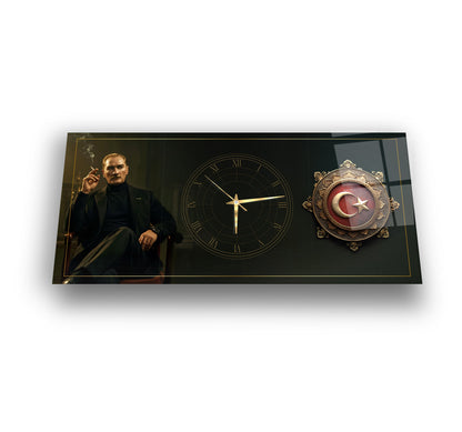 Atatürk ve Bayrak Cam Duvar Saati