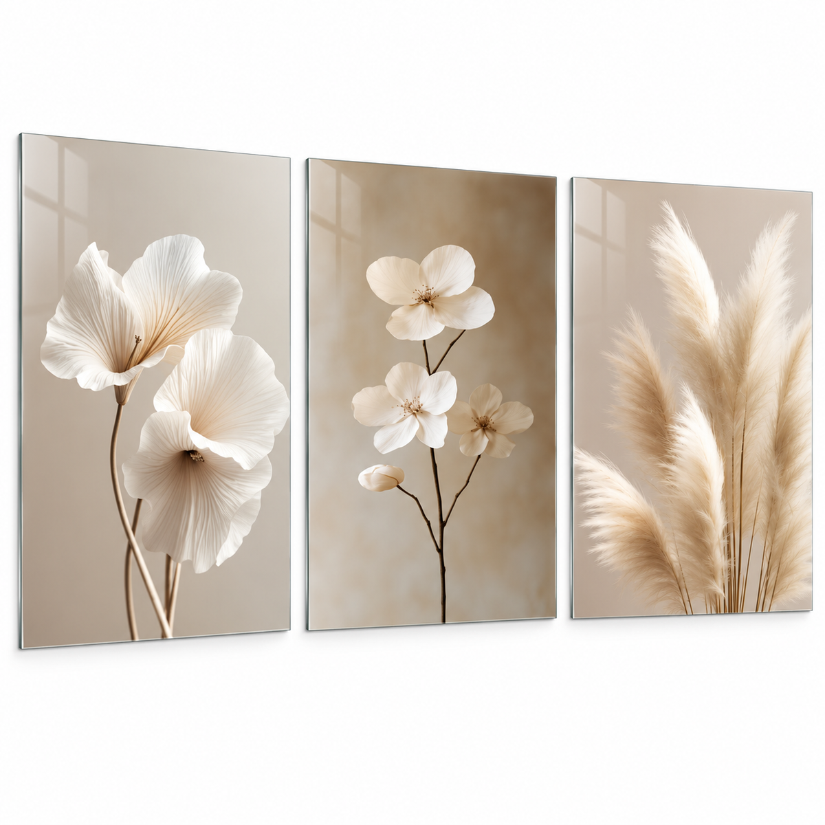 Krem çiçekler ve pampas bej üçlü cam tablo seti, beyaz zeminde çerçevesiz hafif açılı ana görünüm