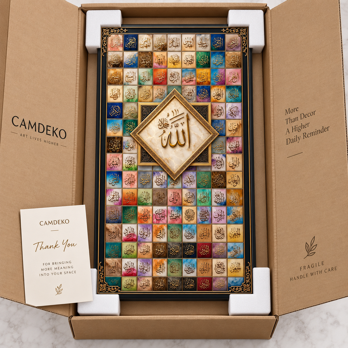 Esmaül Hüsna ve Allah yazılı dikey cam tablo CAMDEKO koruyucu paketleme görseli