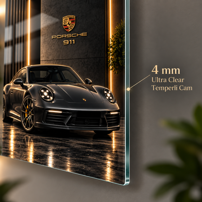 Porsche 911 dikey cam tablonun 4 mm Ultra Clear temperli cam ve rodajlı kenar detayı