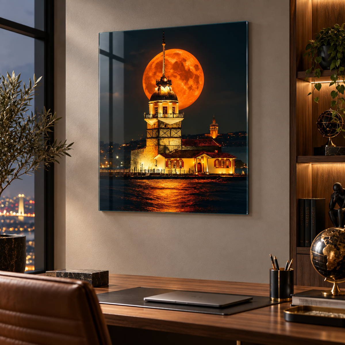 Kız Kulesi ve turuncu ay dikey cam tablo premium çalışma odası