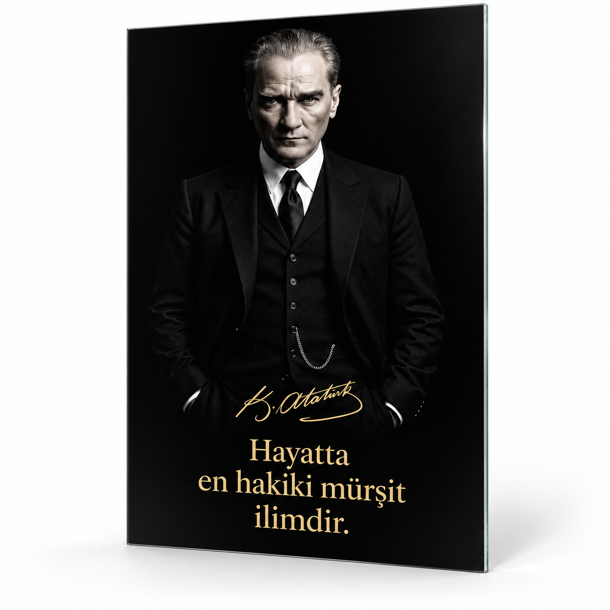 Altın Yazılı Atatürk Portresi Dikey Cam Tablo - Beyaz zemin vitrin