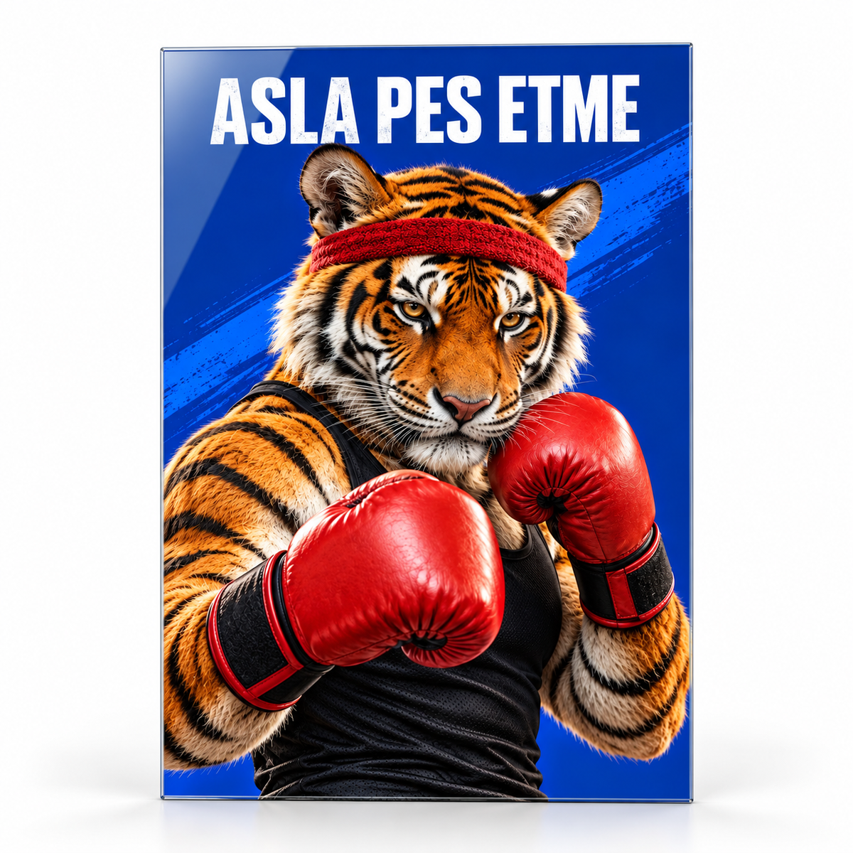 Asla Pes Etme Boksör Kaplan Dikey Cam Tablo - Beyaz zemin vitrin